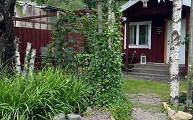 Mindre lägenhet i en lantlig miljö i Skrea